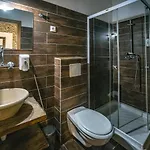 Regi Posta Es Etterem Hotel