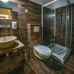 Regi Posta Es Etterem Hotel 3*