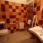 Regi Posta Es Etterem Hotel