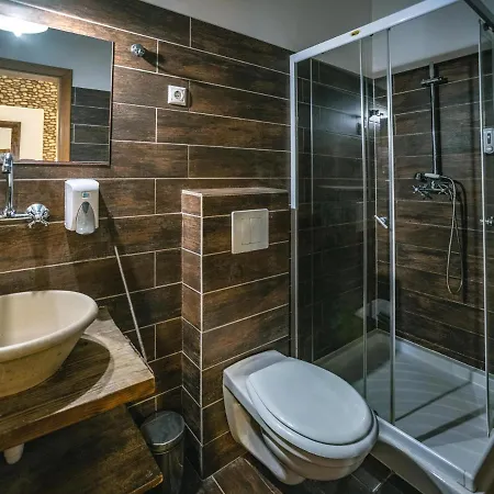 Regi Posta Es Etterem 酒店