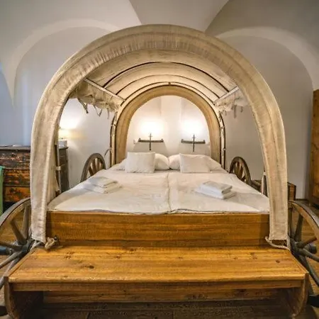 Régi Posta étterem és Szálloda 3*