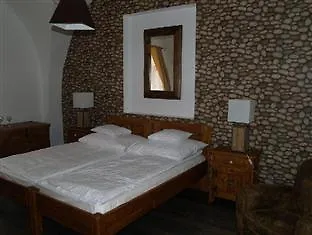 Regi Posta Es Etterem 3*