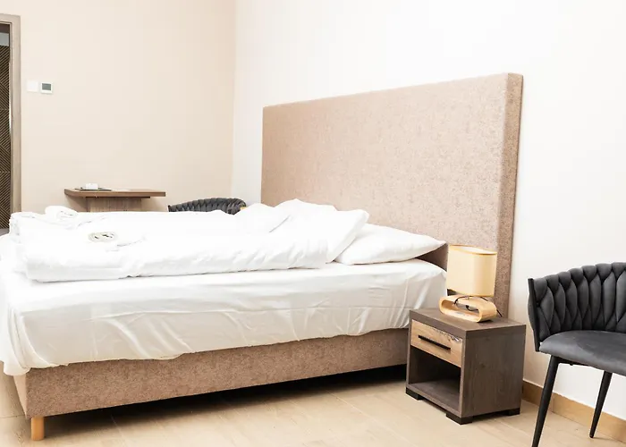 Régi Posta étterem és 3* Debrecen